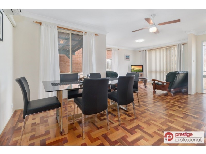 18 Jimbour Court, Wattle Grove NSW 2173