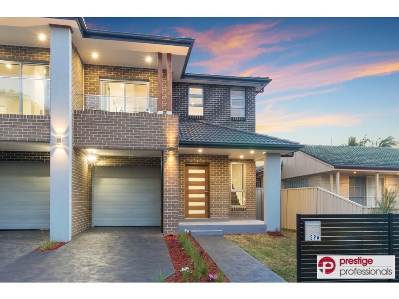 39A Huon Crescent, Holsworthy NSW 2173