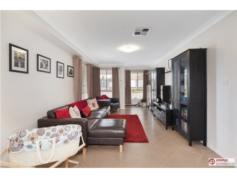 8/170 Glenfield Road, Casula NSW 2170