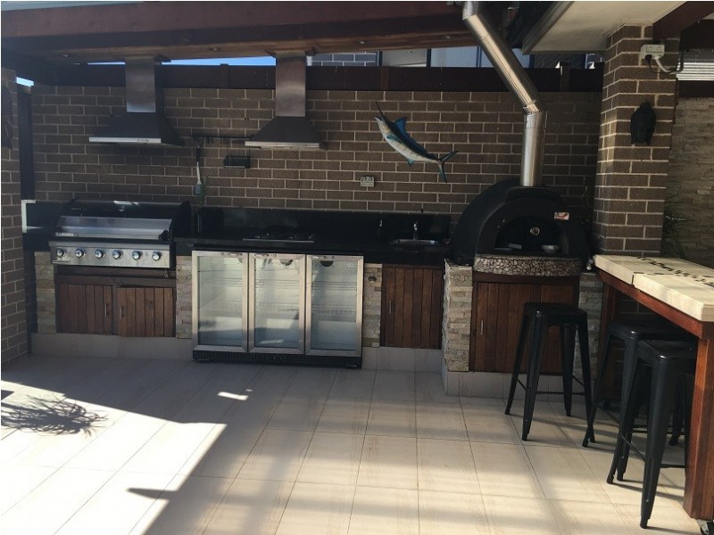 12 Lilli Pilli Drive, Pleasure Point NSW 2172