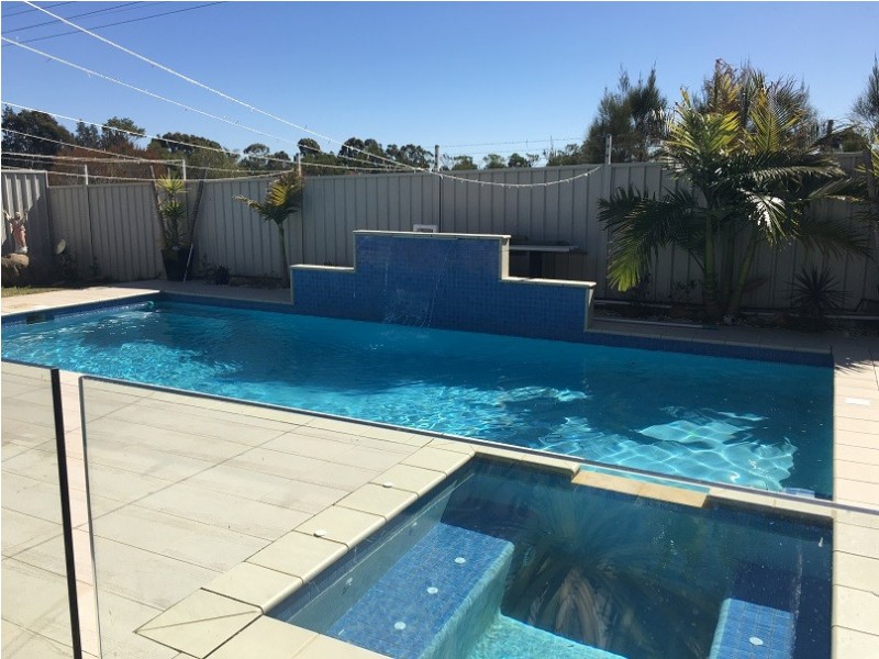 12 Lilli Pilli Drive, Pleasure Point NSW 2172