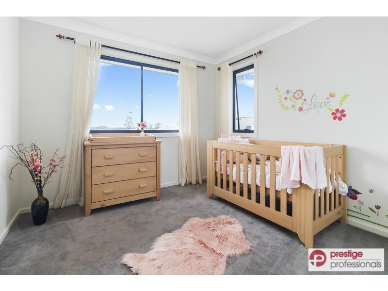 29 Greenview Drive, Moorebank NSW 2170