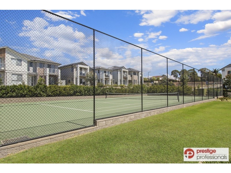 29 Greenview Drive, Moorebank NSW 2170