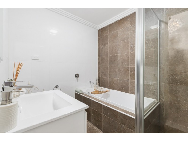 19/96-98 Nuwarra Road, Moorebank NSW 2170