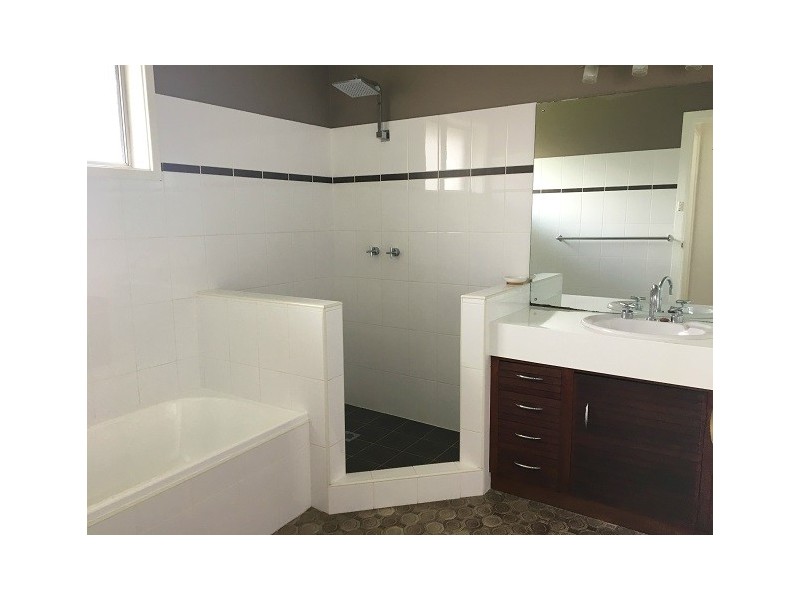 80 Clyde Avenue, Moorebank NSW 2170