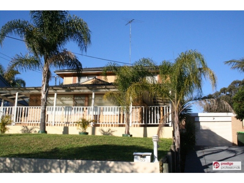 85 Renton Avenue, Moorebank NSW 2170