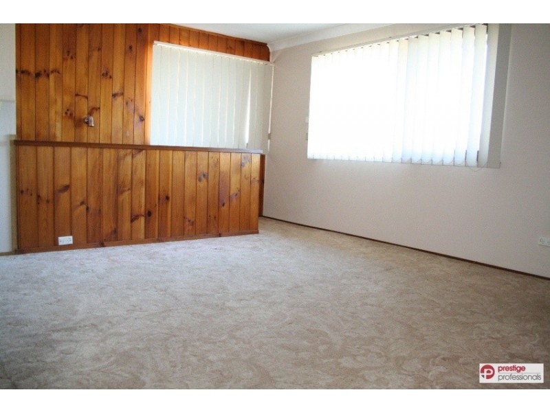 85 Renton Avenue, Moorebank NSW 2170