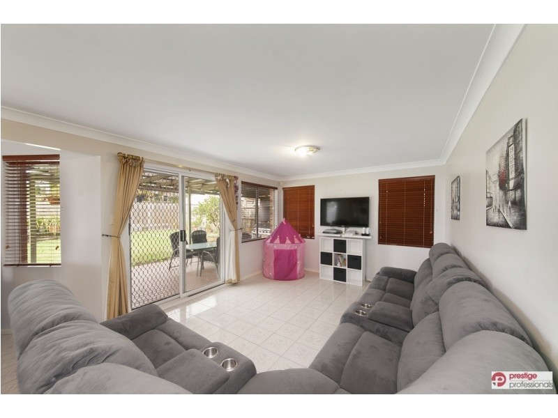 10 Central Avenue, Chipping Norton NSW 2170