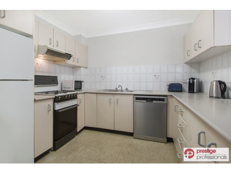 20/2 Mead Drive, Chipping Norton NSW 2170