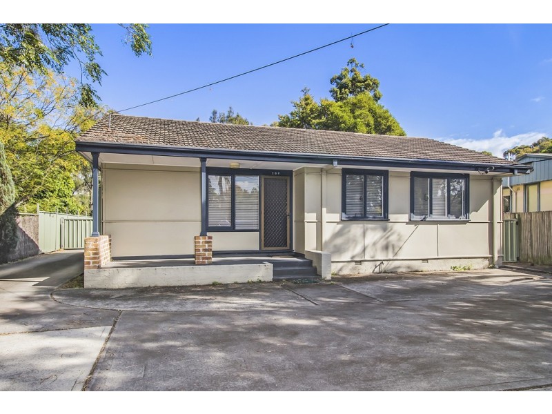 109 Derna Road, Holsworthy NSW 2173