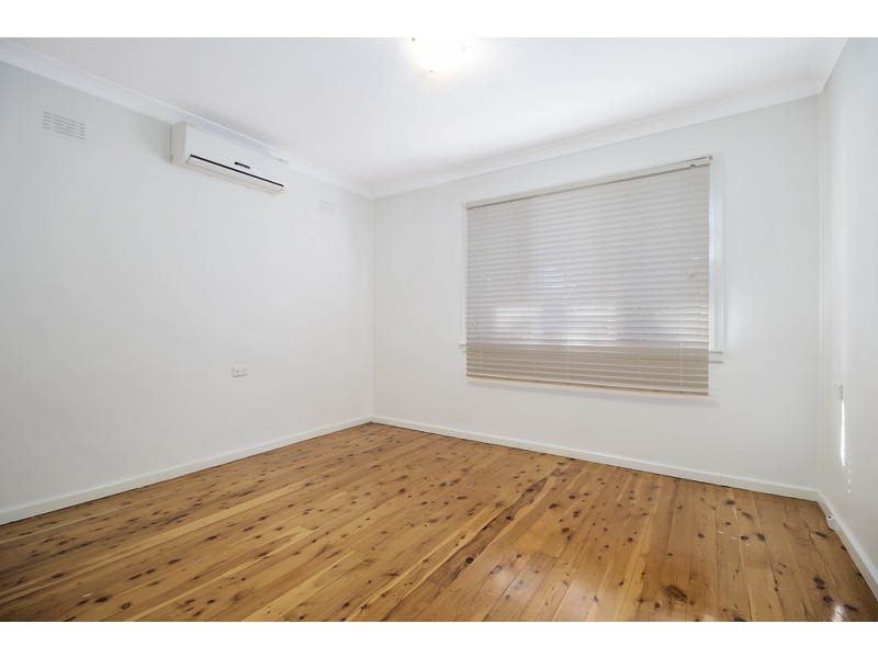 109 Derna Road, Holsworthy NSW 2173