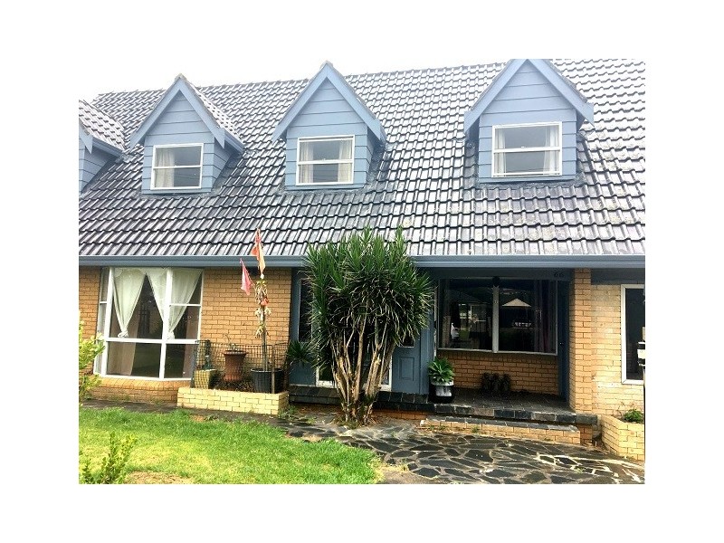 66 Renton Avenue, Moorebank NSW 2170