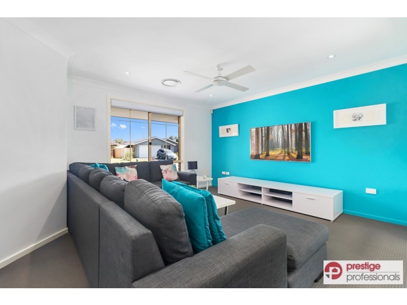 9 Kanangra Court, Wattle Grove NSW 2173