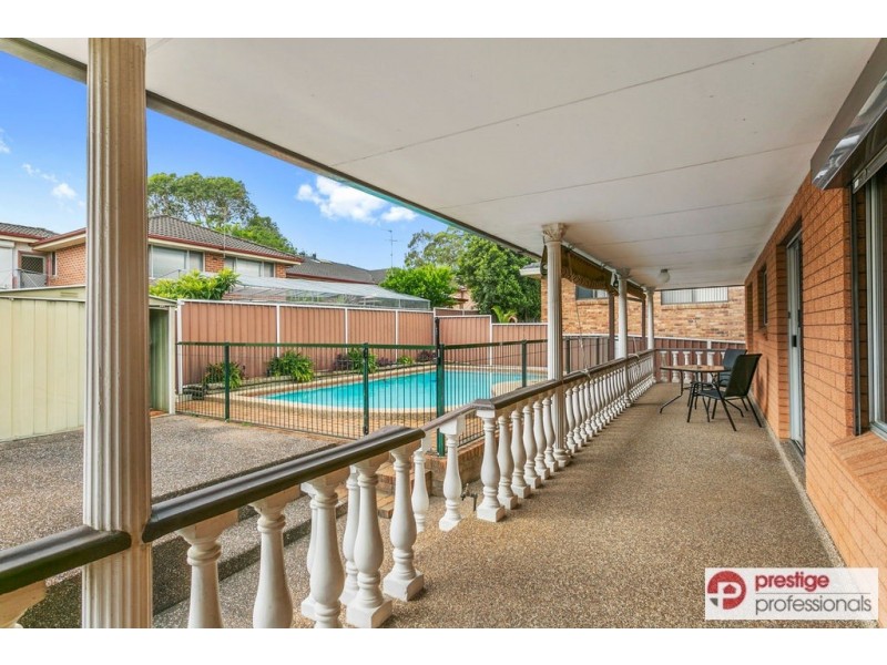 16 Malinya Crescent, Moorebank NSW 2170
