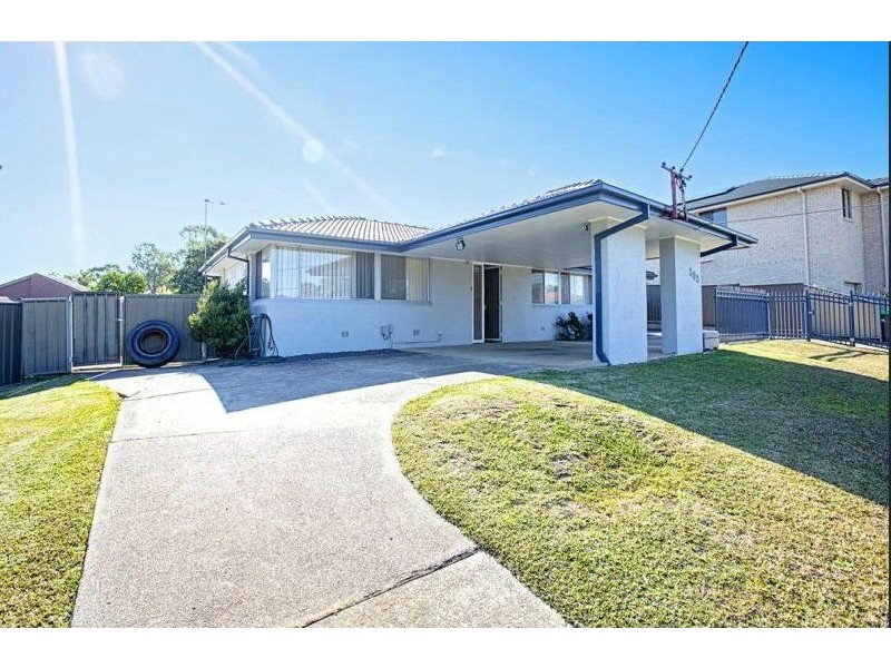303 Newbridge Road, Chipping Norton NSW 2170