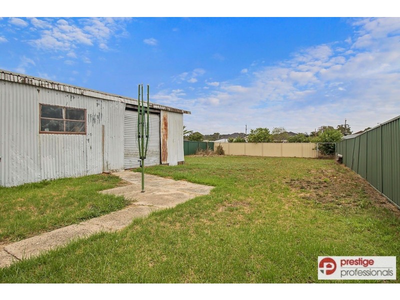 17 Doran Avenue, Lurnea NSW 2170