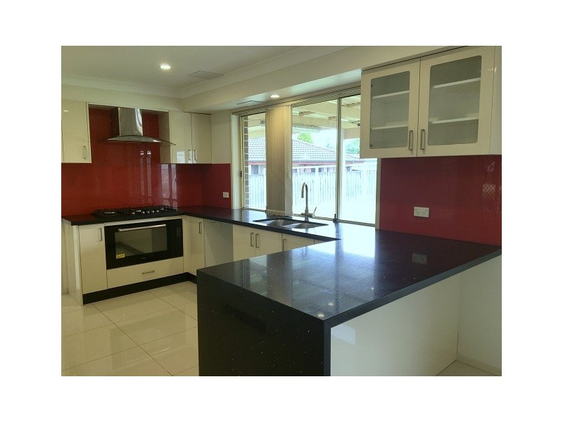 130 Australis Avenue, Wattle Grove NSW 2173