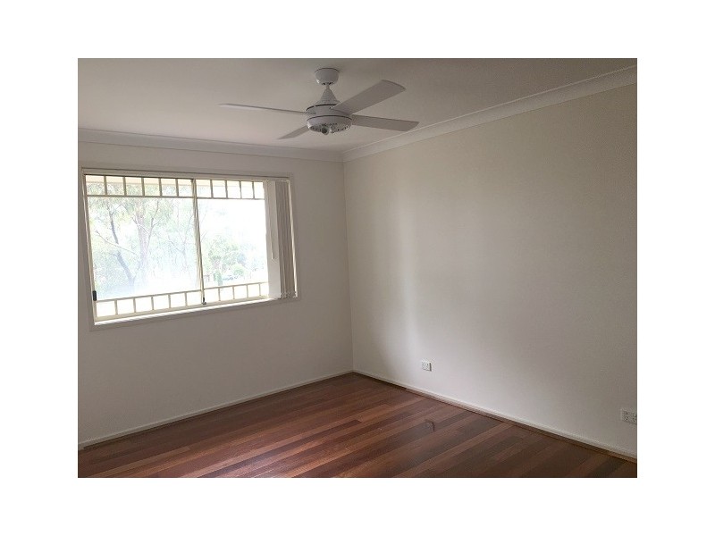 130 Australis Avenue, Wattle Grove NSW 2173