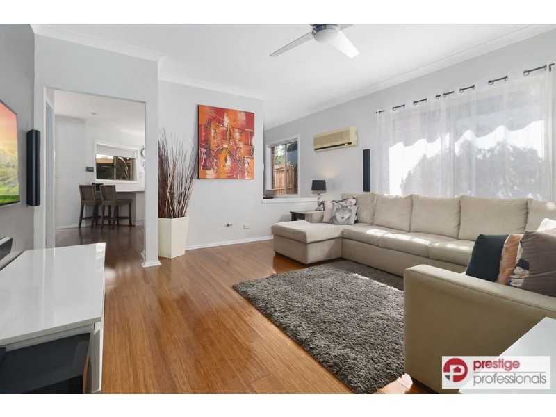 15 Kew Gardens Court, Wattle Grove NSW 2173