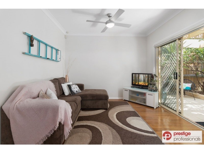 15 Kew Gardens Court, Wattle Grove NSW 2173