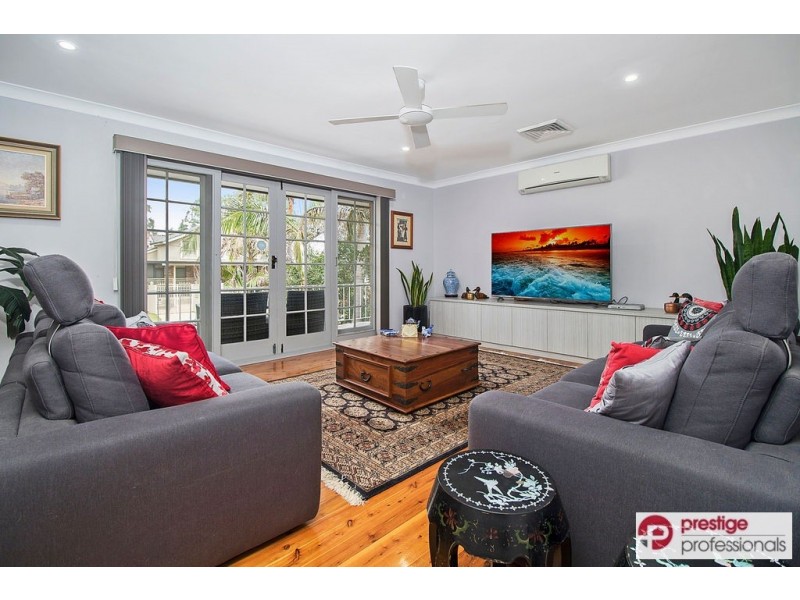 7 Gal Crescent, Moorebank NSW 2170
