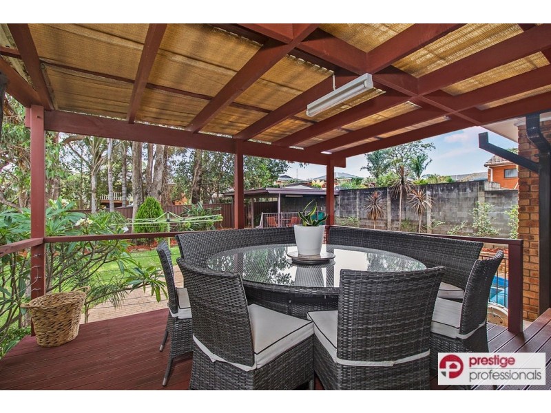 7 Gal Crescent, Moorebank NSW 2170