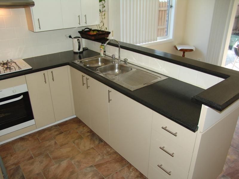 31 Wombeyan Court, Wattle Grove NSW 2173