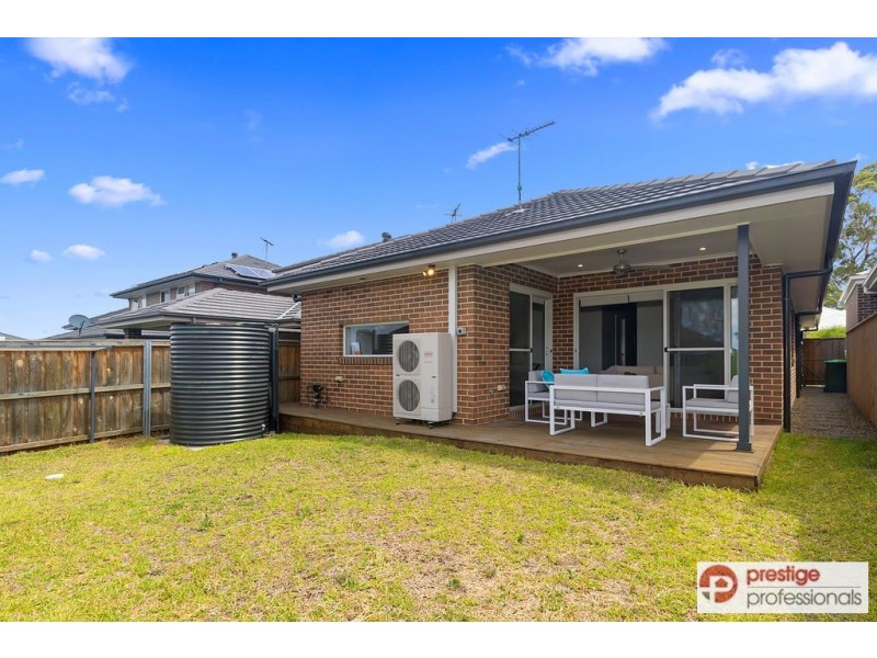 9 Horizon Circuit, Moorebank NSW 2170