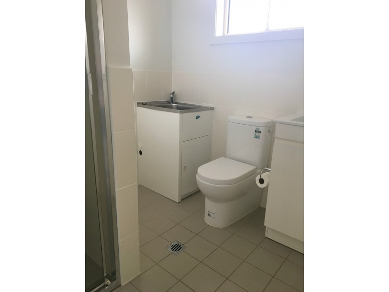 1A Somerset Court, Wattle Grove NSW 2173