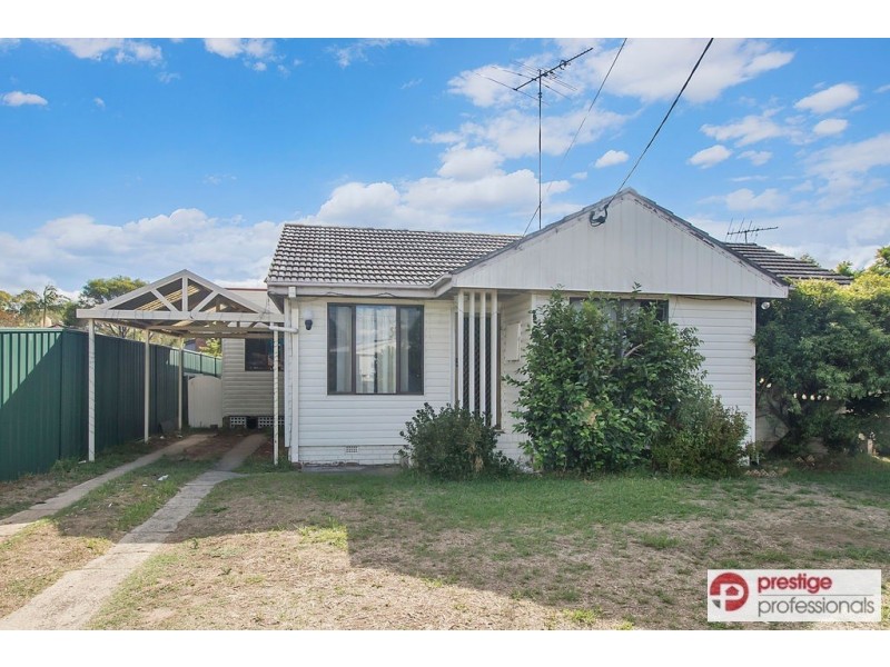 16 Mivo Street, Holsworthy NSW 2173