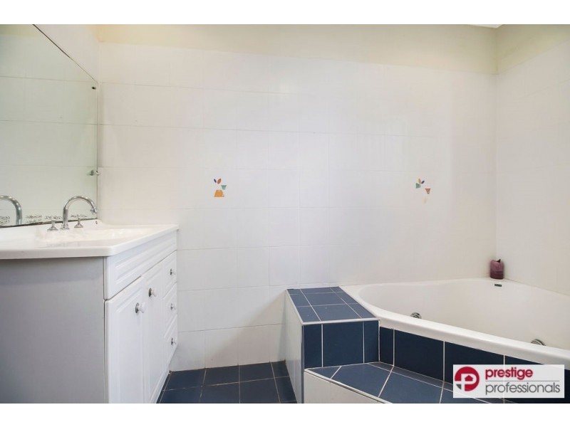 16 Mivo Street, Holsworthy NSW 2173