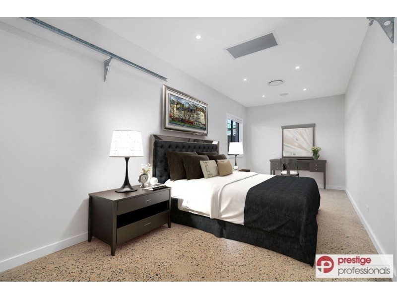6 Damour Street, Holsworthy NSW 2173