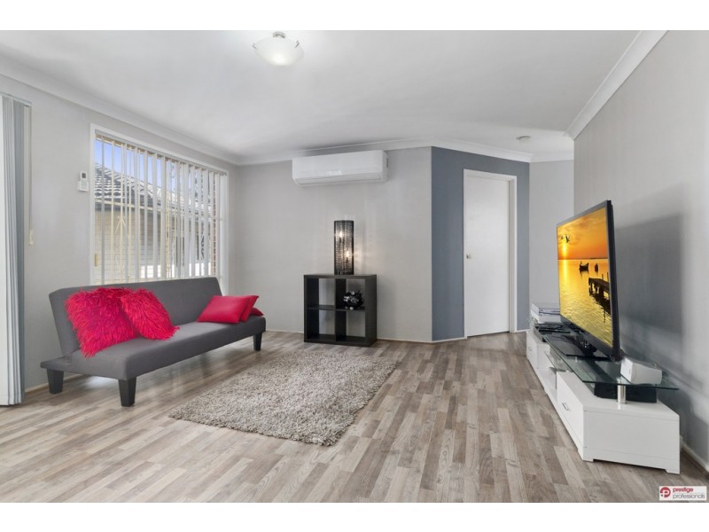 10 Freda Place, Hammondville NSW 2170