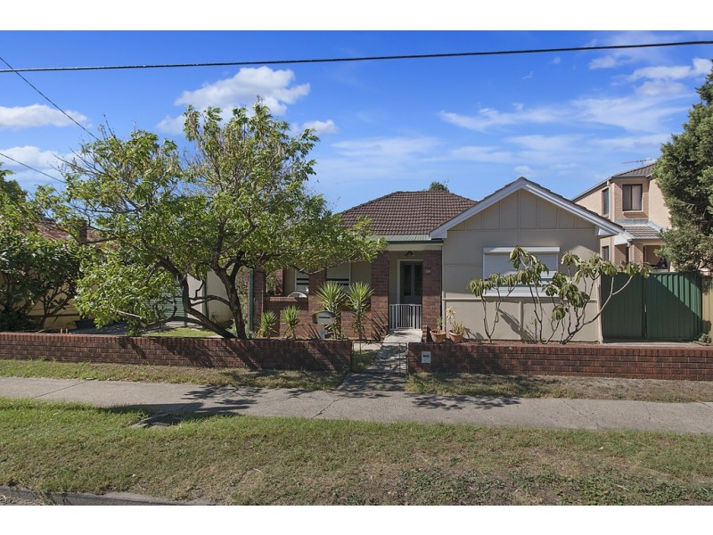 34 Moorebank Avenue, Moorebank NSW 2170