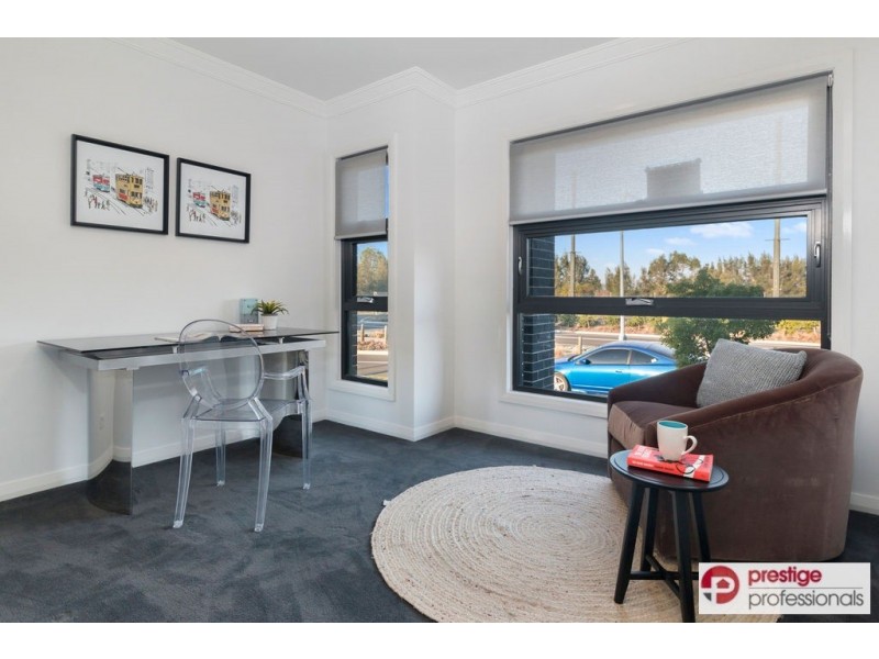 24 Silverleaf Lane, Moorebank NSW 2170