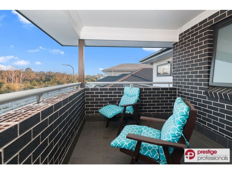 24 Silverleaf Lane, Moorebank NSW 2170