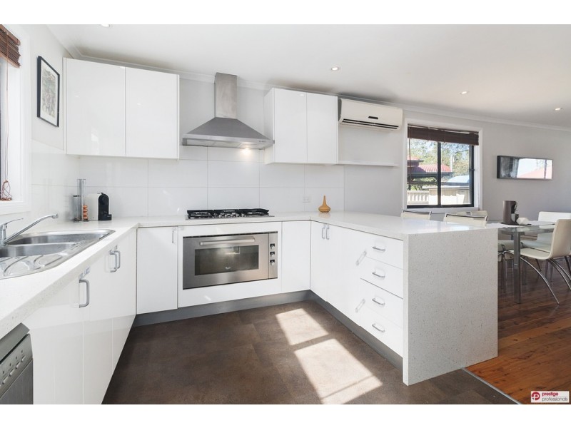 19 Brallos Avenue, Holsworthy NSW 2173