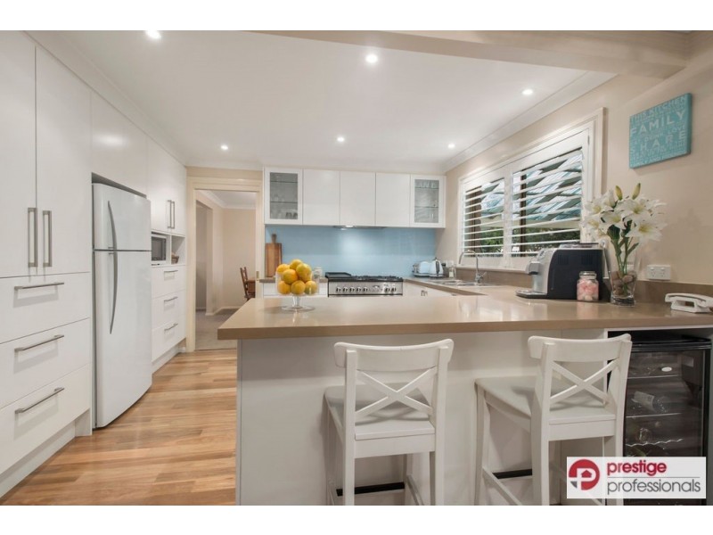 31 Lyndhurst Court, Wattle Grove NSW 2173