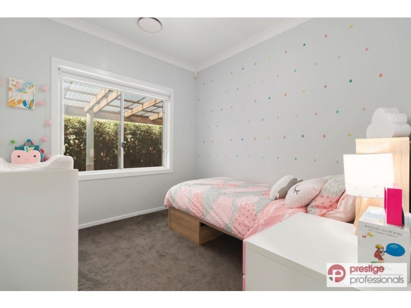 18 Delfin Drive, Wattle Grove NSW 2173