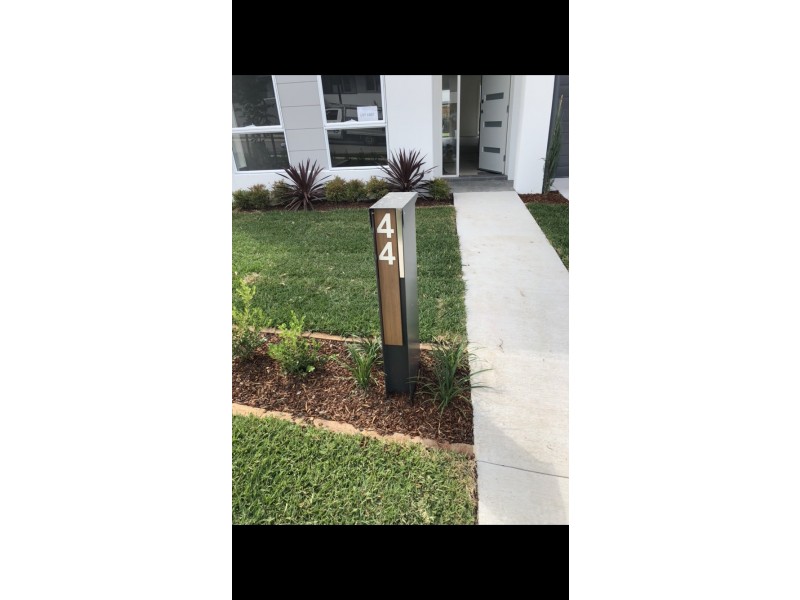 44 Hennessy Avenue, Moorebank NSW 2170