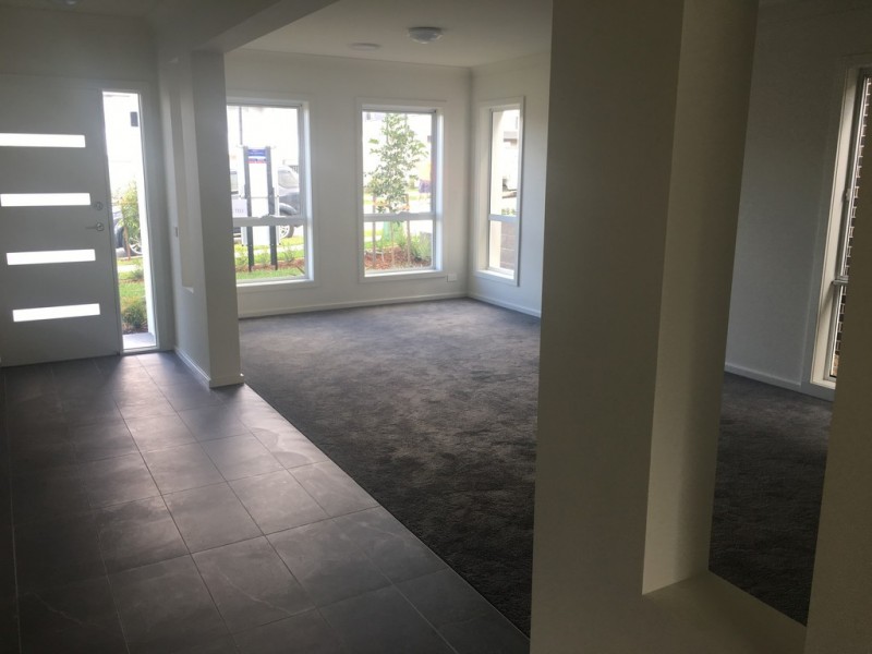 44 Hennessy Avenue, Moorebank NSW 2170