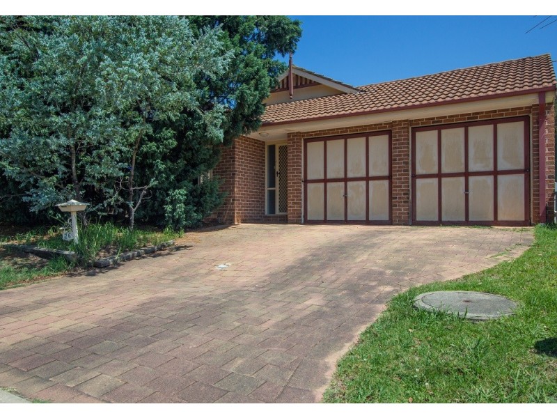 26 Morton Court, Wattle Grove NSW 2173