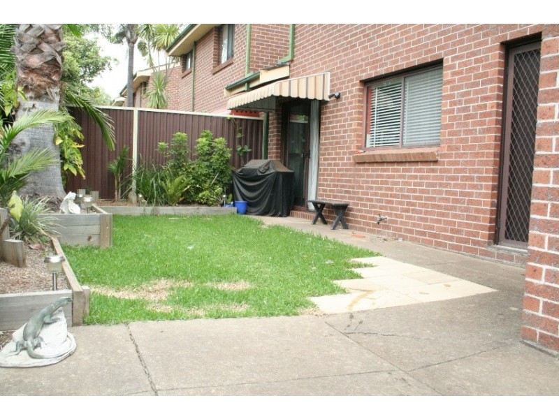 2/10 Reilly Street, Liverpool NSW 2170