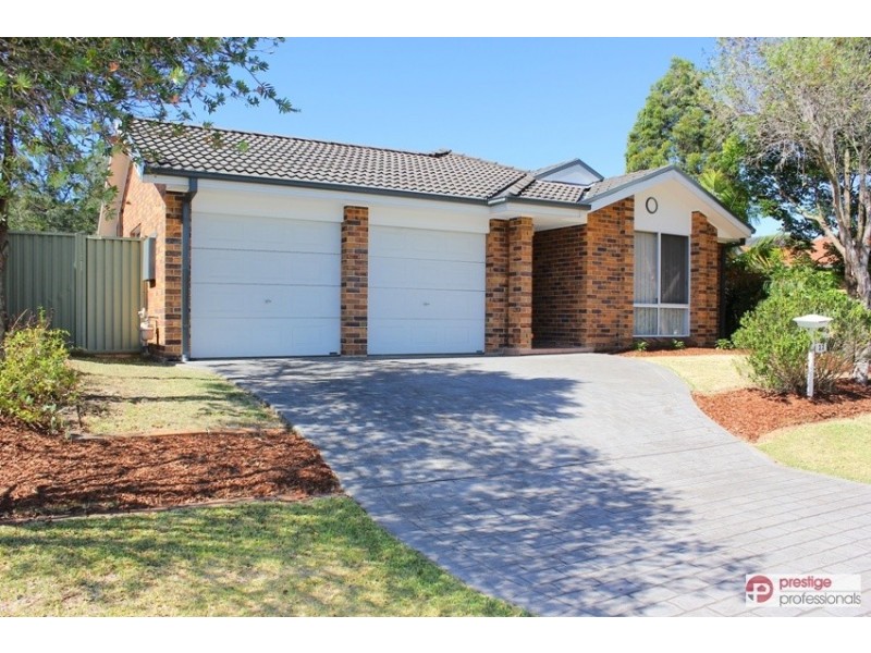 22 Wallcliffe Court, Wattle Grove NSW 2173