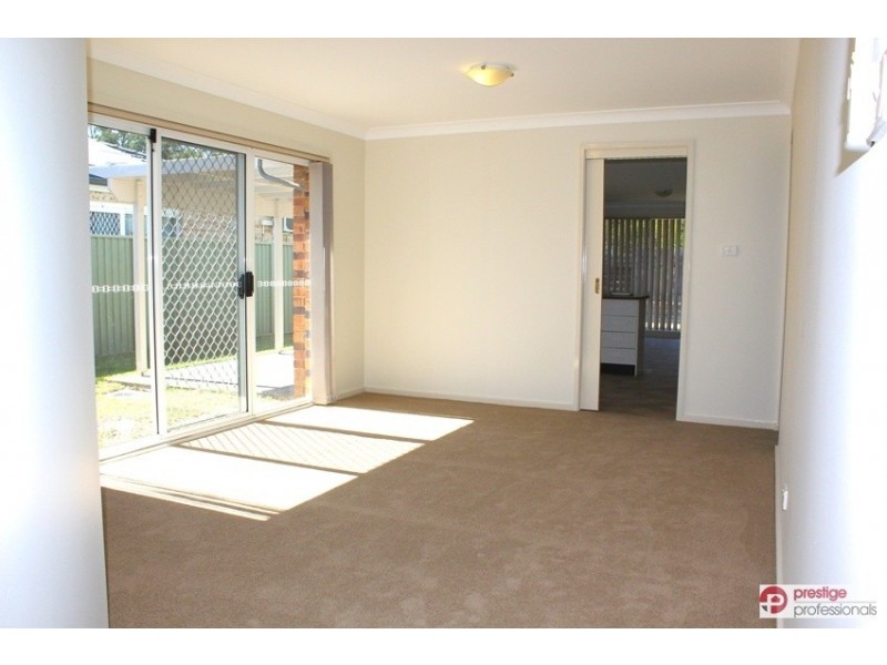 22 Wallcliffe Court, Wattle Grove NSW 2173