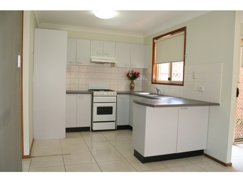 3 Warrego Court, Wattle Grove NSW 2173