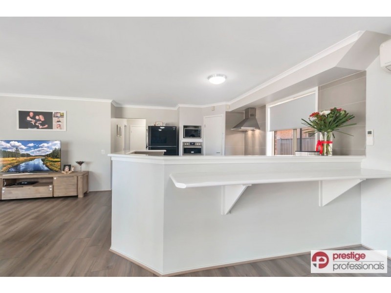 2 Elderslie Court, Wattle Grove NSW 2173