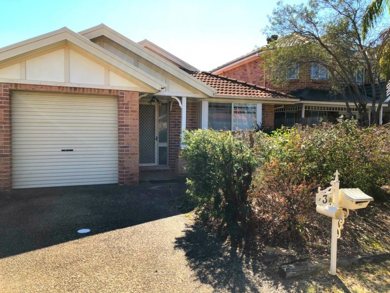 3 Exford Court, Wattle Grove NSW 2173