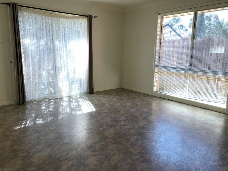 3 Exford Court, Wattle Grove NSW 2173