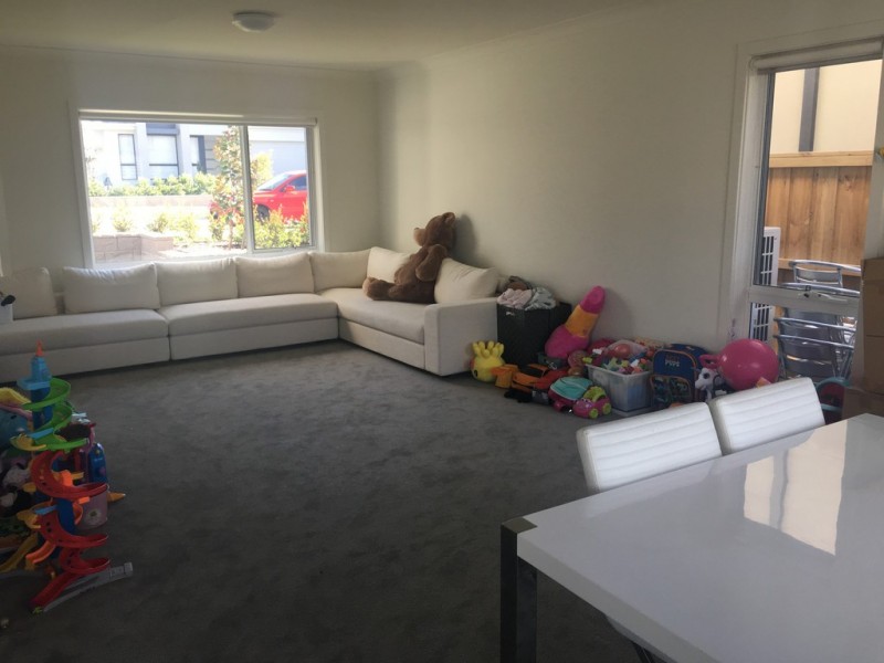 53 Greenview Drive, Moorebank NSW 2170